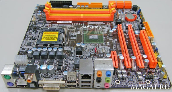 Фото грядущей платы DFI на чипсете NVIDIA GeForce 9300 Фото грядущей платы DFI на чипсете NVIDIA GeForce 9300