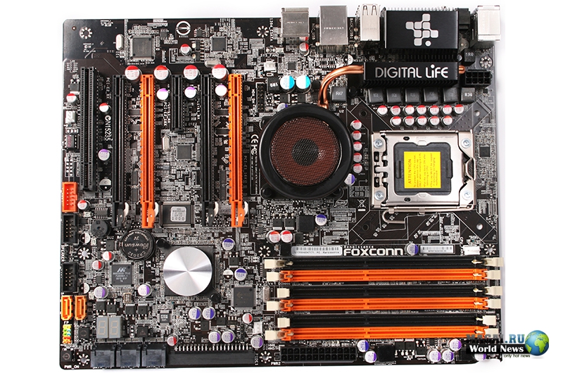 Foxconn Renaissance X58 Digital Life: снимки готовой платы