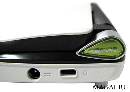 Первые фотографии нетбука Acer Aspire One с диагональю 10 дюймов Первые фотографии нетбука Acer Aspire One с диагональю 10 дюймов