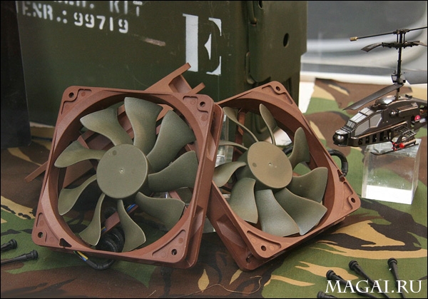 120-мм вентиляторы Akasa Apache в стиле "милитари" 120-мм вентиляторы Akasa Apache в стиле "милитари"