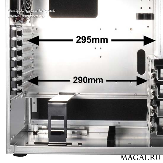 Lian Li PC-B10: просторный Mid-Tower с тремя вентиляторами Lian Li PC-B10: просторный Mid-Tower с тремя вентиляторами