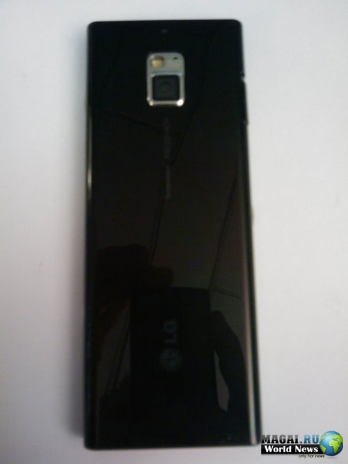 Подробности о "широкоформатном" телефоне LG BL40 Подробности о "широкоформатном" телефоне LG BL40